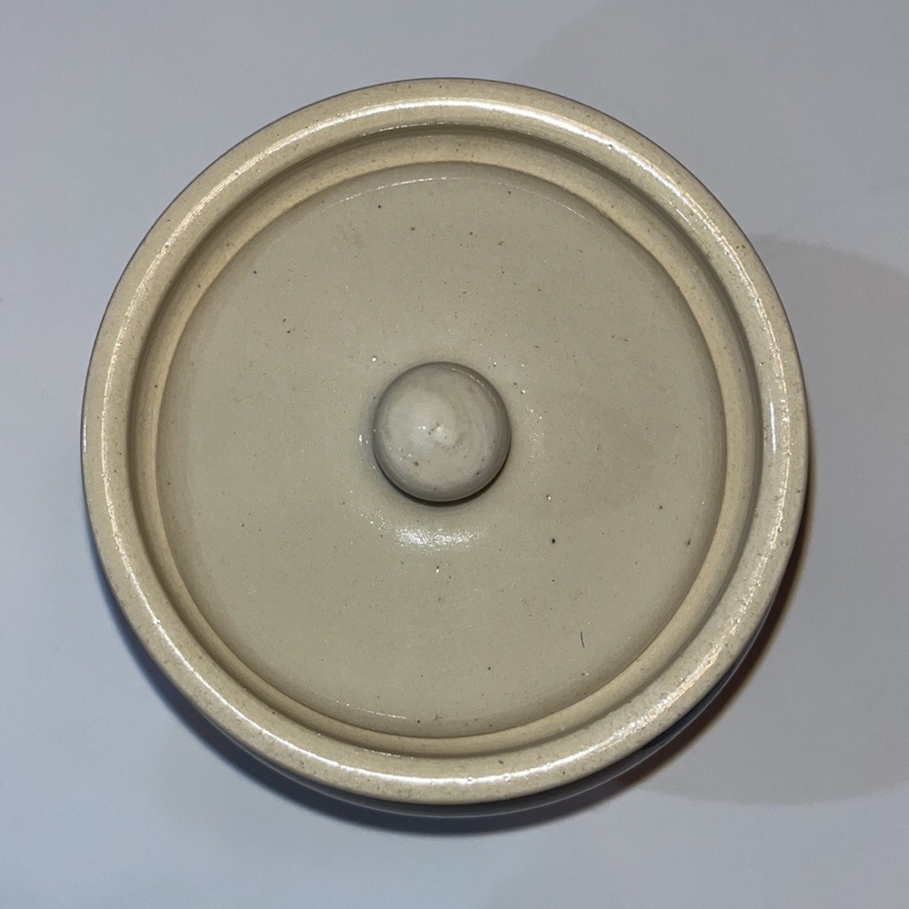 Casey Pottery Crock Apple Design - Picture 3 of 7